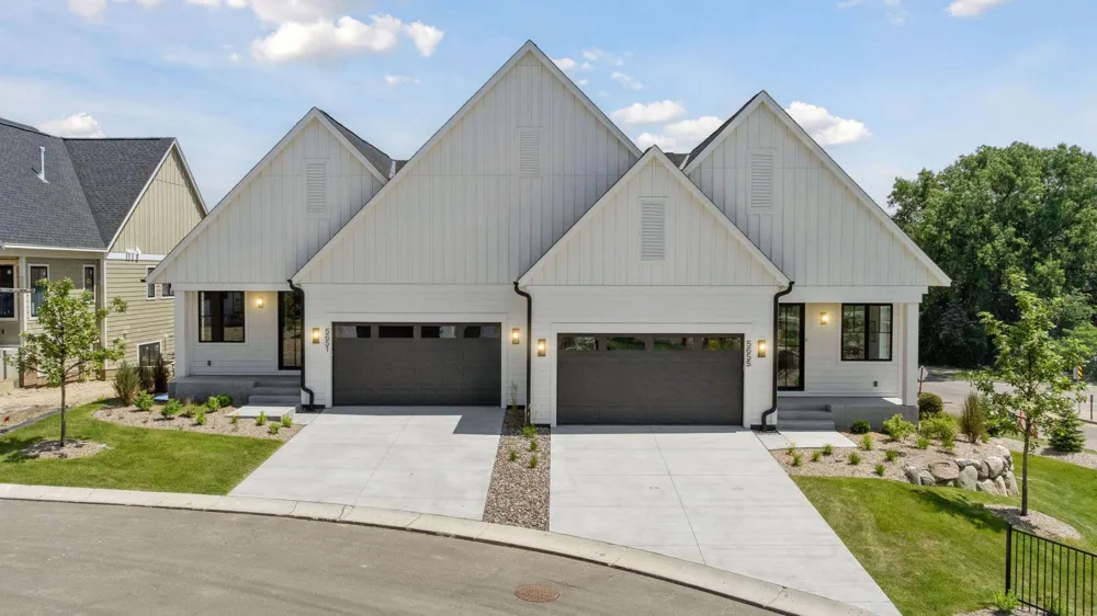 5655 Buffington Lane Shorewood, MN 55331