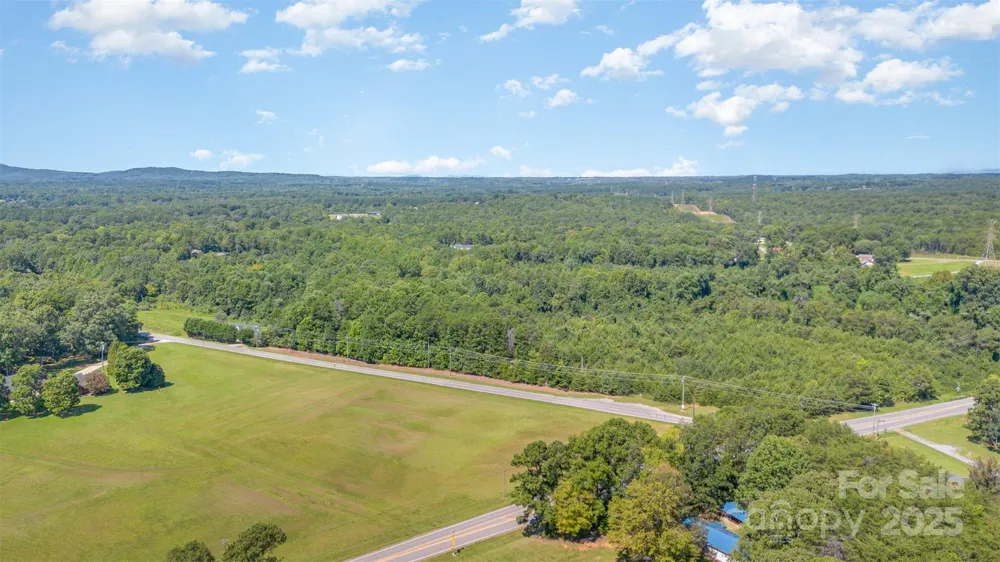 000 Slanting Bridge Road Sherrills Ford, NC 28673