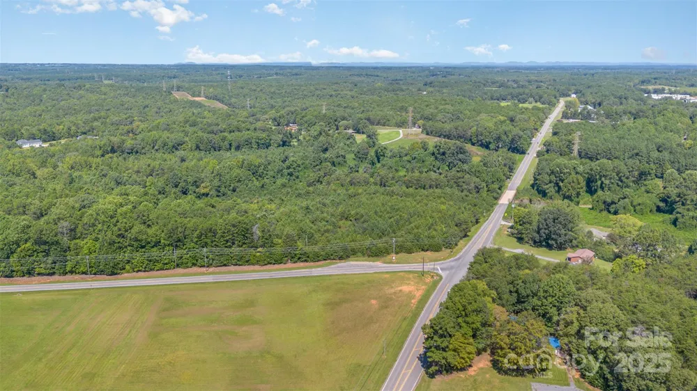 000 Slanting Bridge Road Sherrills Ford, NC 28673