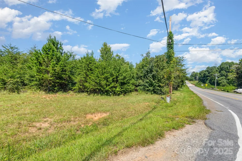 000 Slanting Bridge Road Sherrills Ford, NC 28673