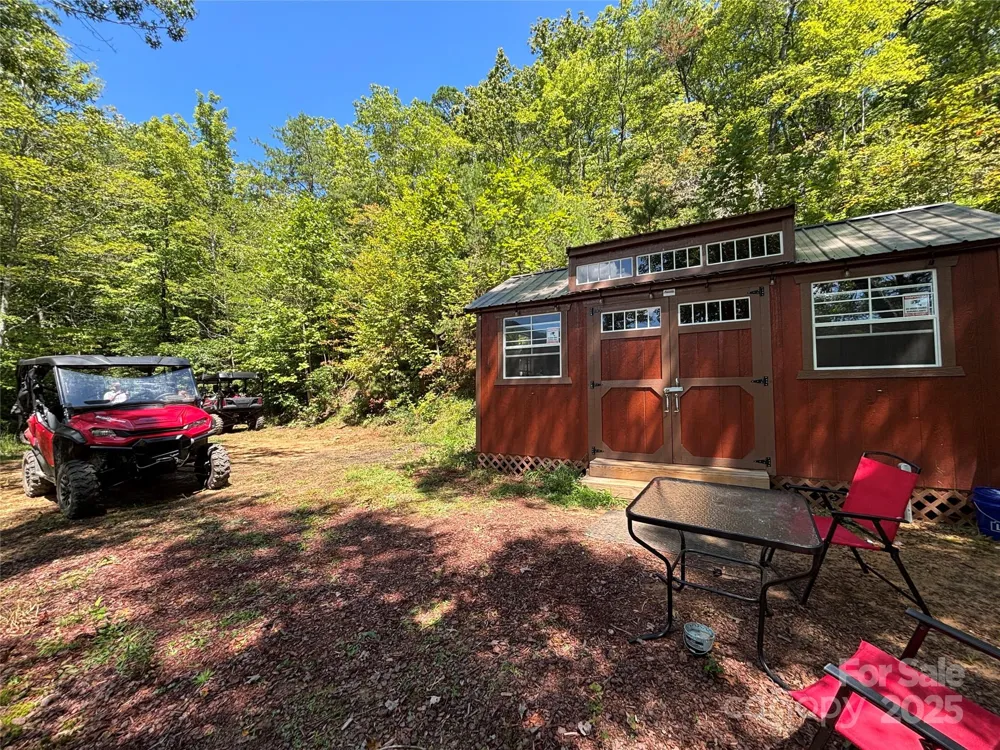 9999 Cindy Cove Trail Robbinsville, NC 28771