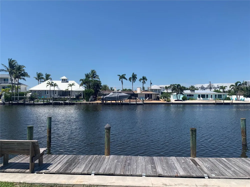 538 67TH STREET Holmes Beach, FL 34217