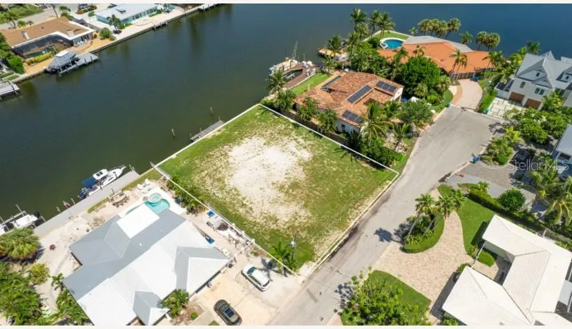 538 67TH STREET Holmes Beach, FL 34217