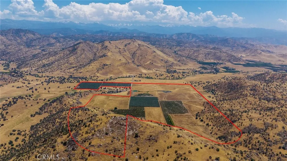 19400 398 Woodlake, CA 93286