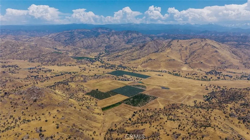 19400 398 Woodlake, CA 93286