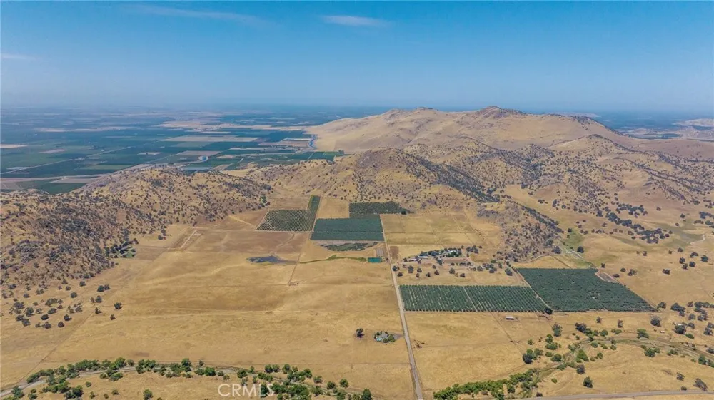 19400 398 Woodlake, CA 93286