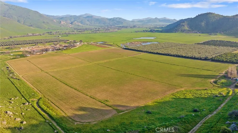 19400 398 Woodlake, CA 93286