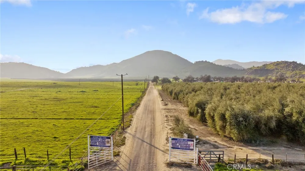 19400 398 Woodlake, CA 93286