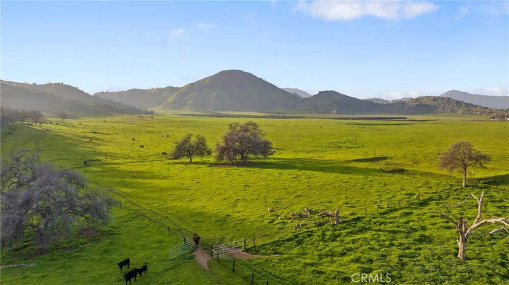 19400 398 Woodlake, CA 93286