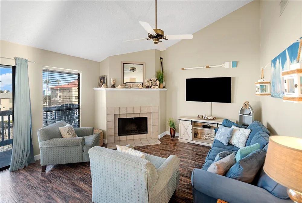 14434 E Cabana Street #317 Corpus Christi, TX 78418