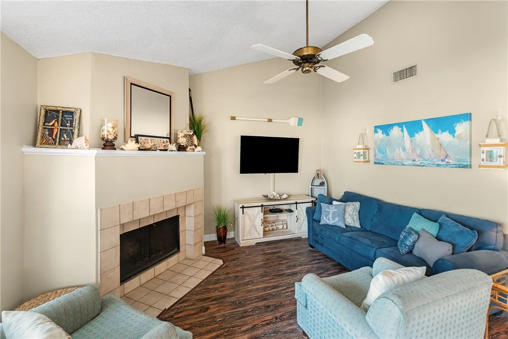 14434 E Cabana Street #317 Corpus Christi, TX 78418
