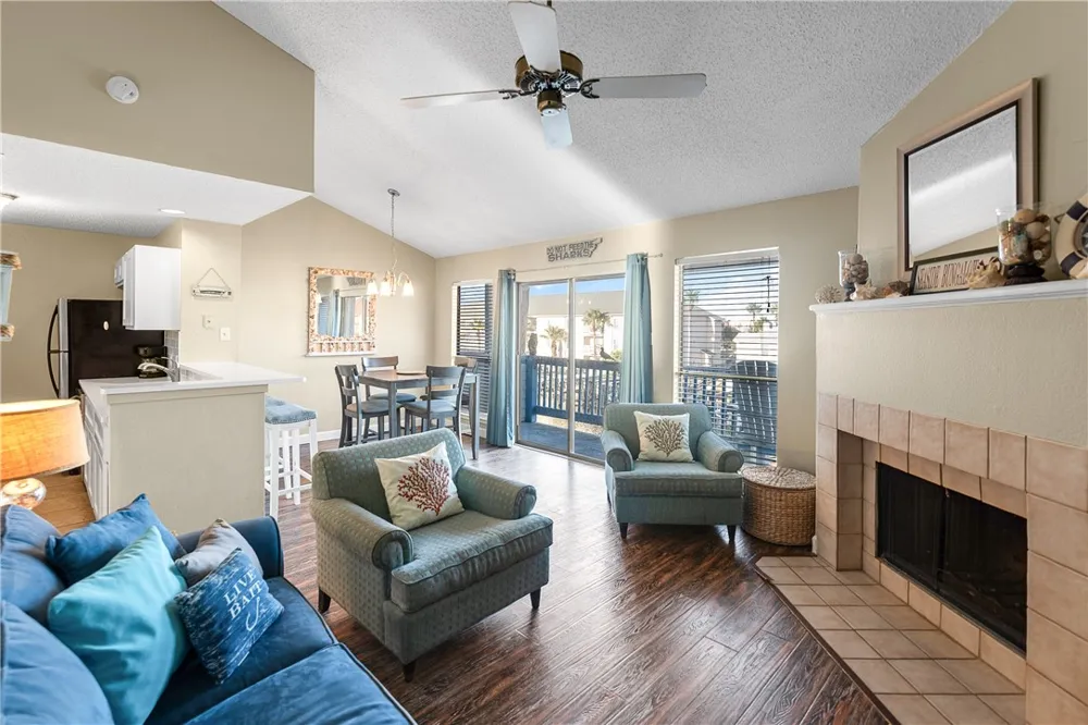 14434 E Cabana Street #317 Corpus Christi, TX 78418
