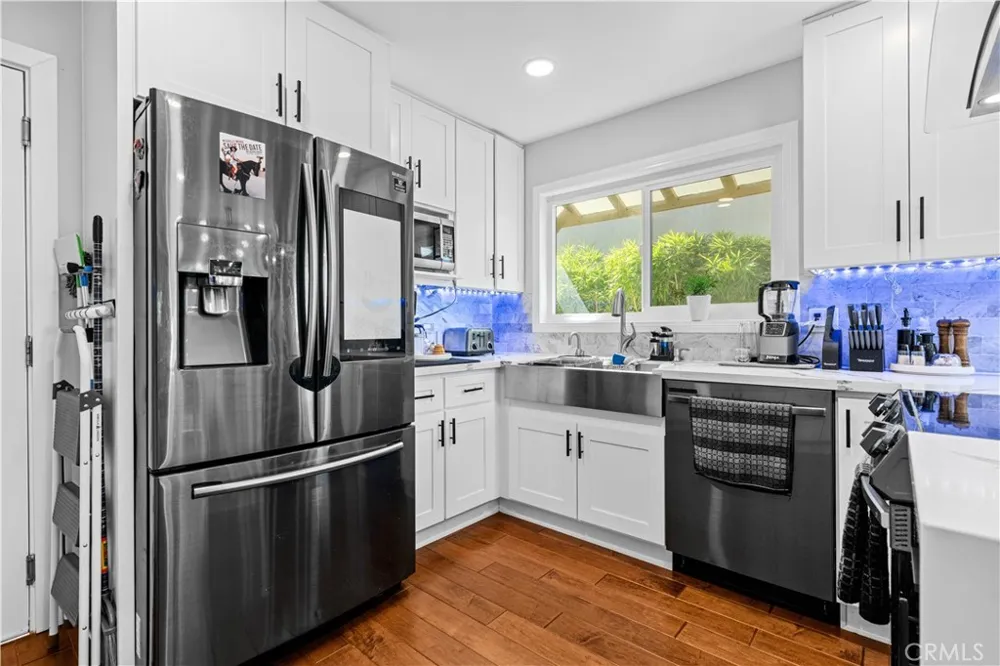 6157 Carpintero Avenue Lakewood, CA 90713