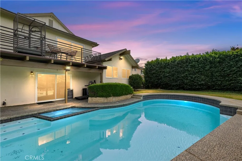 6157 Carpintero Avenue Lakewood, CA 90713