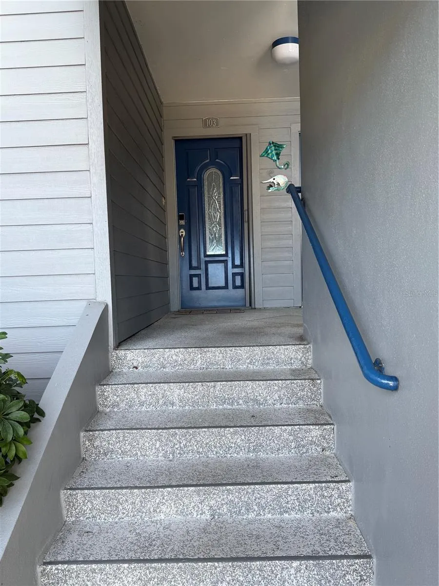 910 PINELLAS BAYWAY S #103 Tierra Verde, FL 33715
