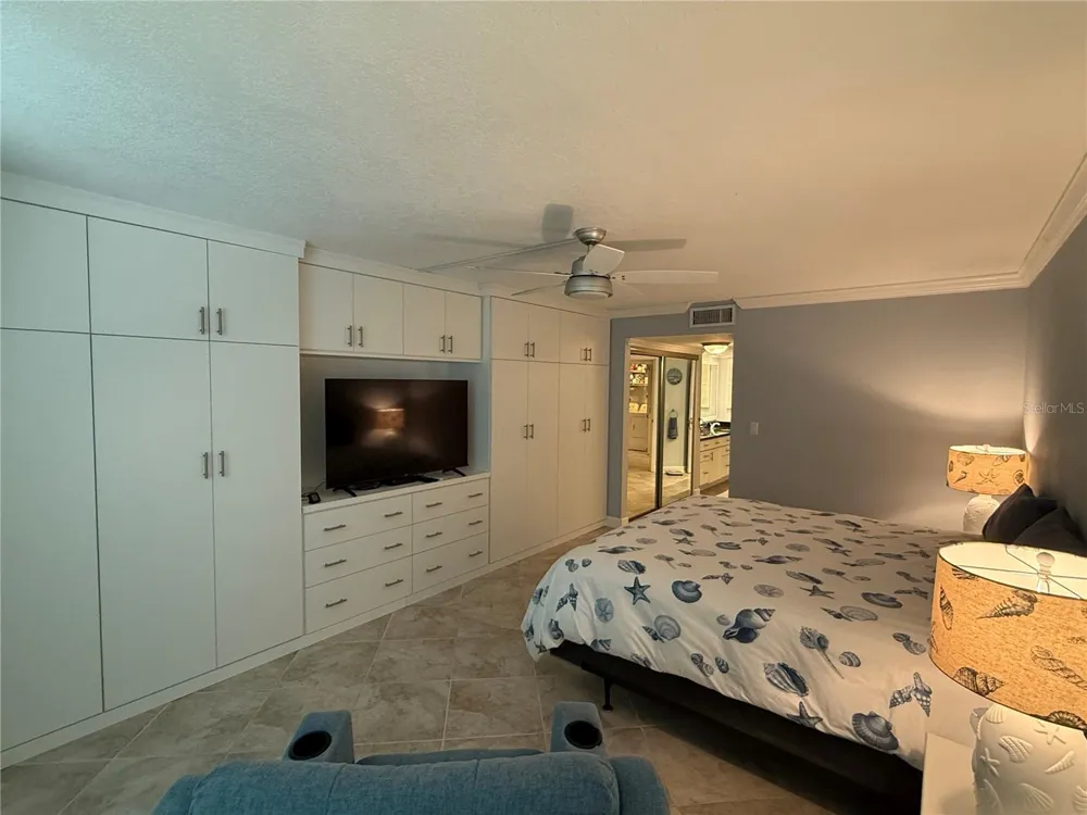 910 PINELLAS BAYWAY S #103 Tierra Verde, FL 33715