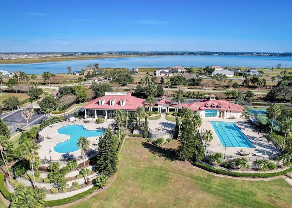 587 LOBLOLLY PLACE Auburndale, FL 33823