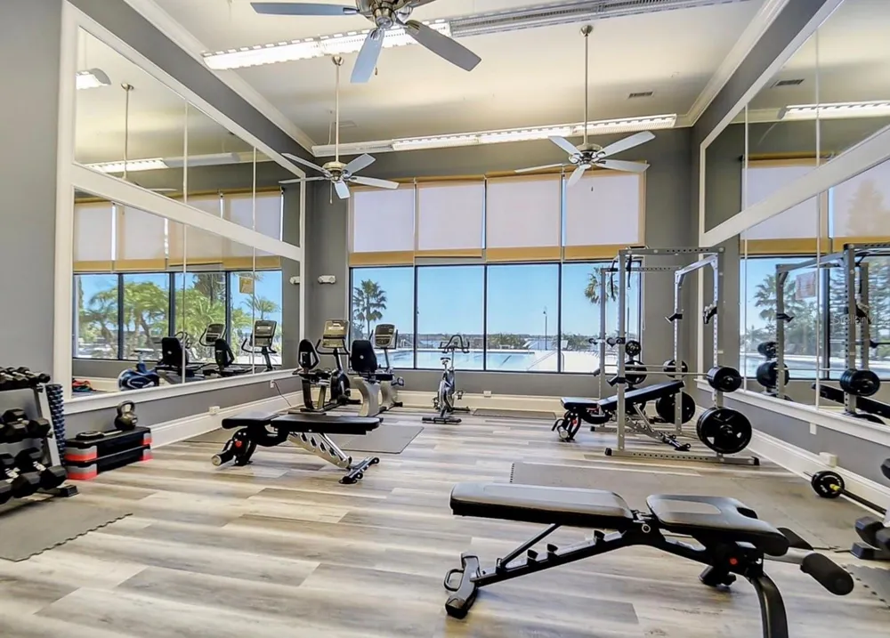 587 LOBLOLLY PLACE Auburndale, FL 33823