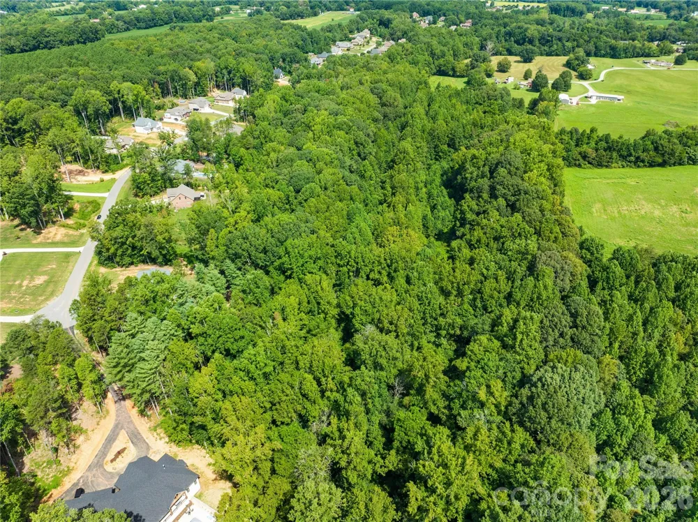 1099 Kapstone Crossing Lexington, NC 27295