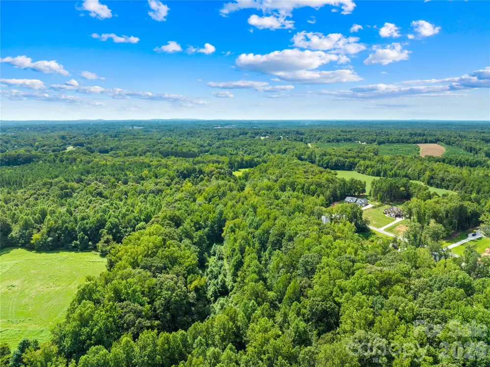 1099 Kapstone Crossing Lexington, NC 27295