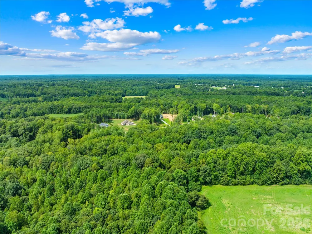 1099 Kapstone Crossing Lexington, NC 27295