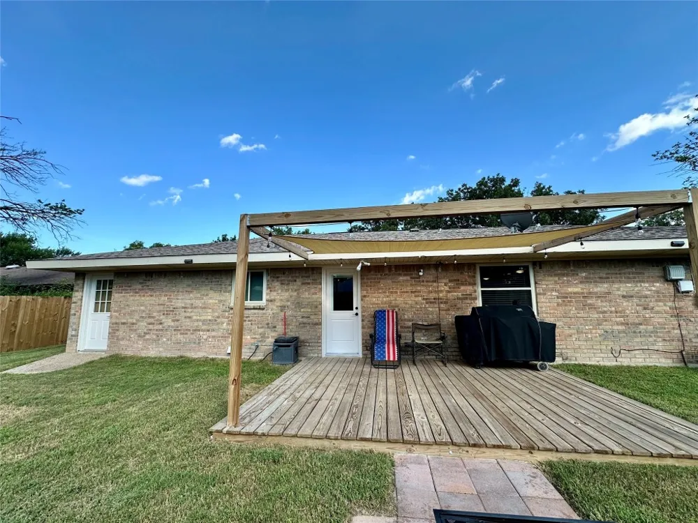 108 S Sunshine Lane Little River Academy, TX 76554