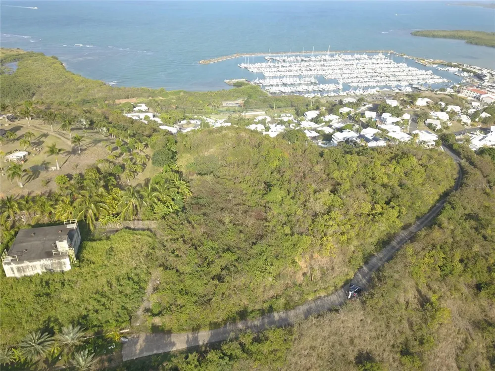 Lot #66 LAS GAVIOTAS CARRETERA 3, CEIBA, FAJARDO 00738 CROSSROAD Fajardo, PR 00738