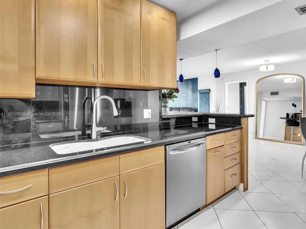 1500 S Ocean Dr #3E Hollywood, FL 33019