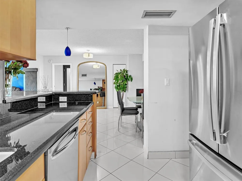 1500 S Ocean Dr #3E Hollywood, FL 33019