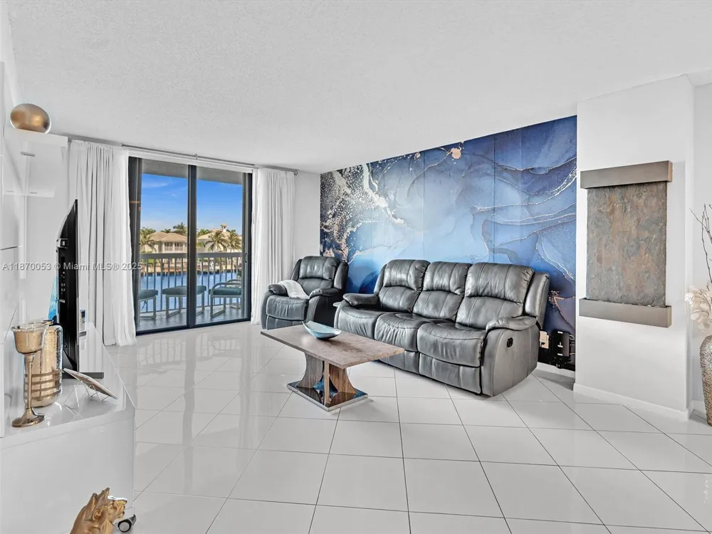 1500 S Ocean Dr #3E Hollywood, FL 33019