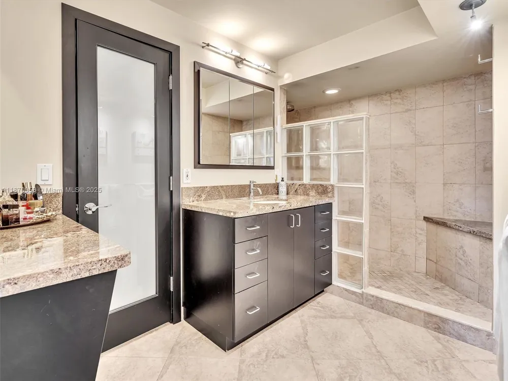 1500 S Ocean Dr #3E Hollywood, FL 33019