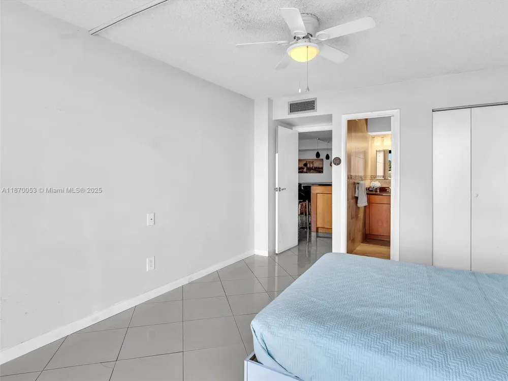 1500 S Ocean Dr #3E Hollywood, FL 33019