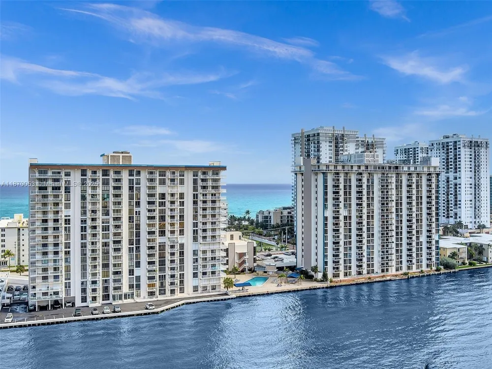 1500 S Ocean Dr #3E Hollywood, FL 33019