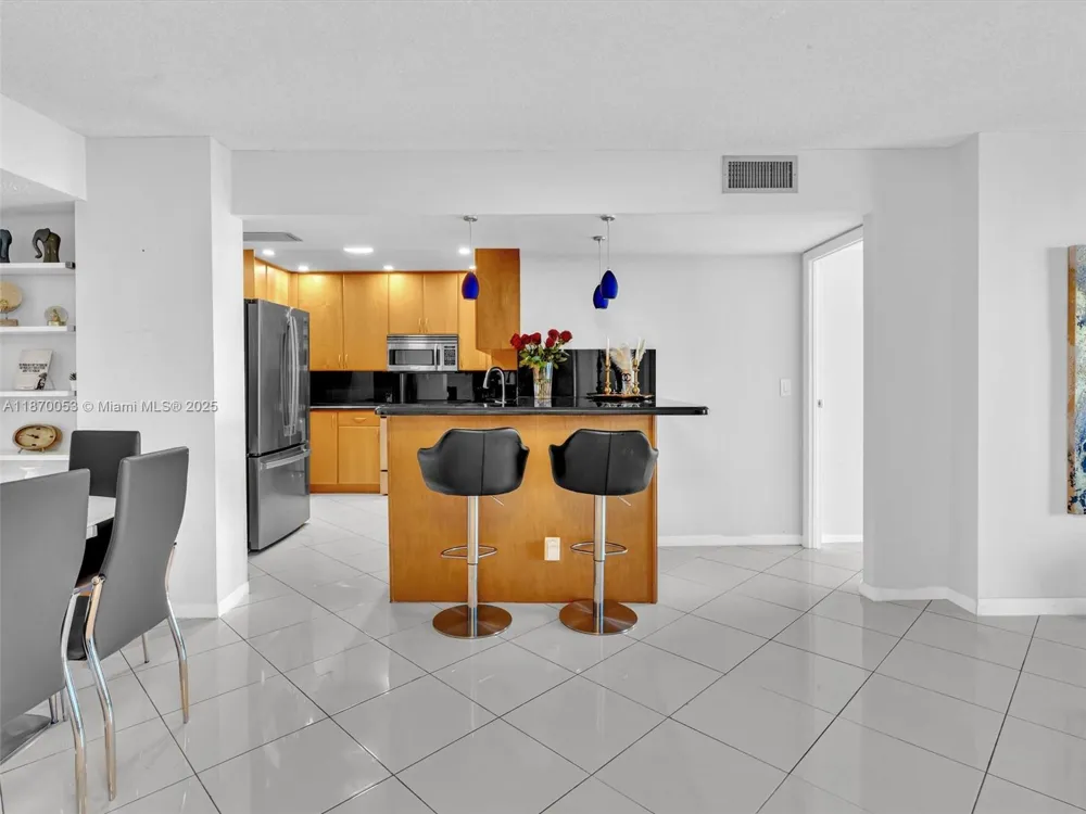 1500 S Ocean Dr #3E Hollywood, FL 33019