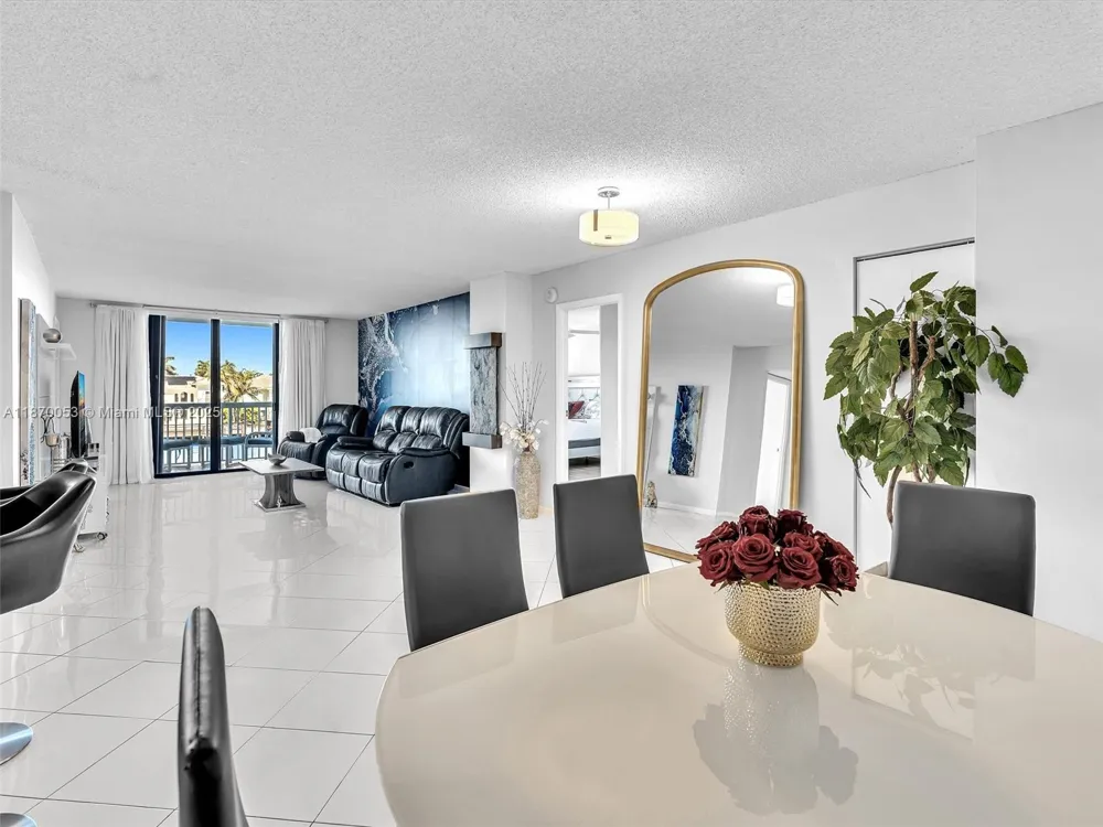 1500 S Ocean Dr #3E Hollywood, FL 33019