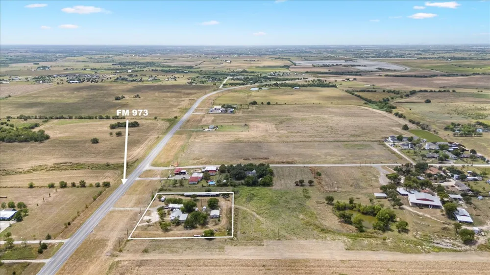 19016 Fm 973 Coupland, TX 78615