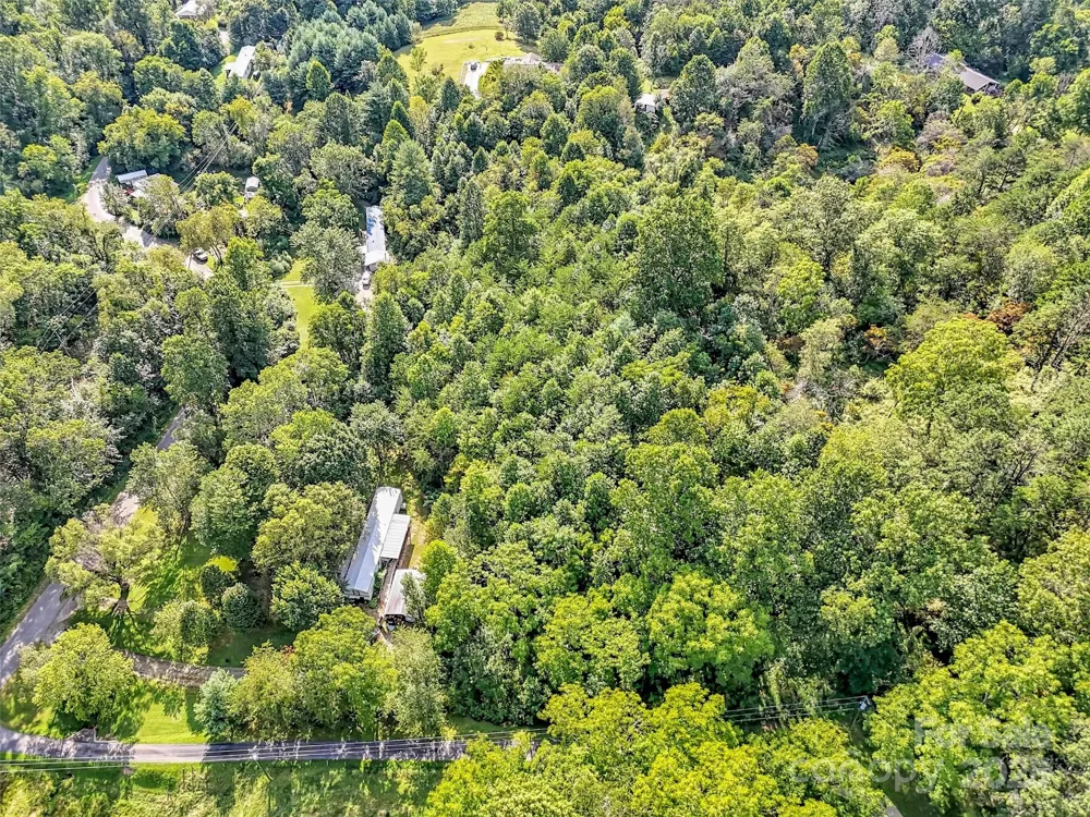 323 Jody Cove Canton, NC 28716