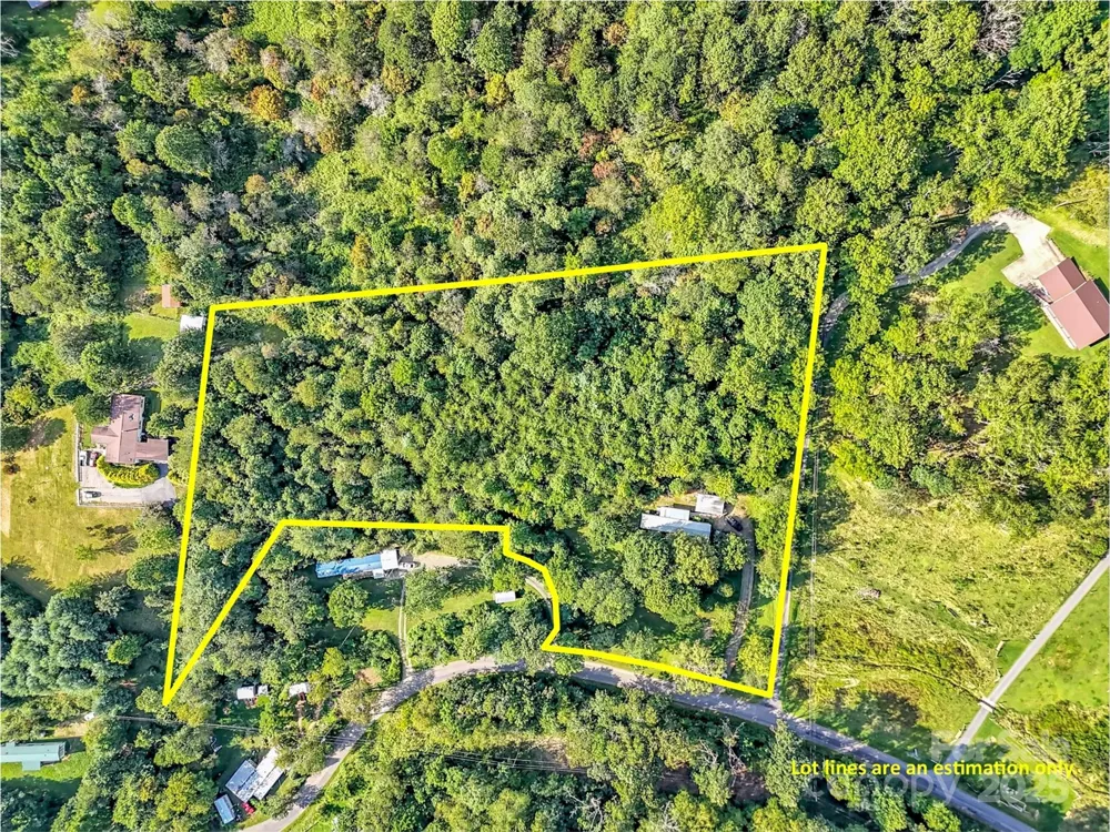 323 Jody Cove Canton, NC 28716