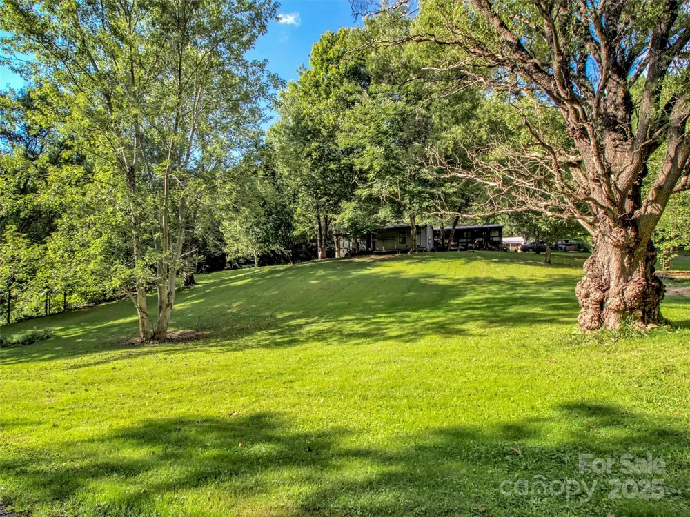 323 Jody Cove Canton, NC 28716