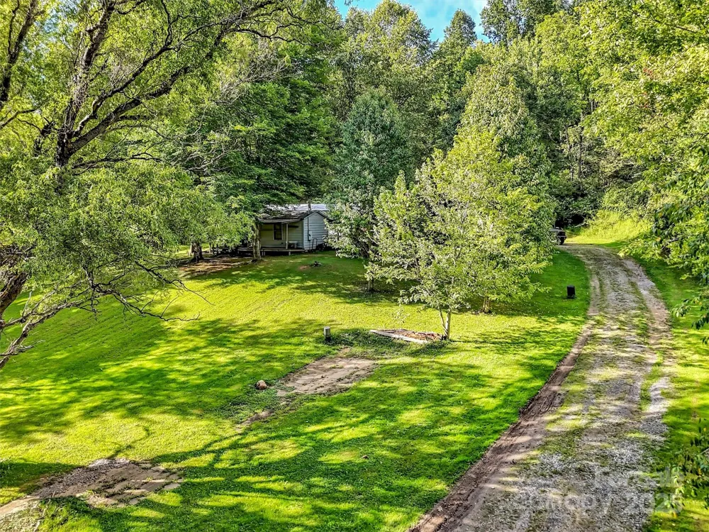 323 Jody Cove Canton, NC 28716