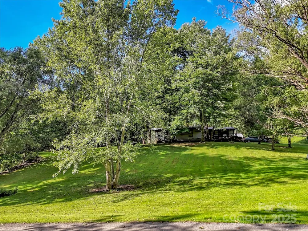 323 Jody Cove Canton, NC 28716