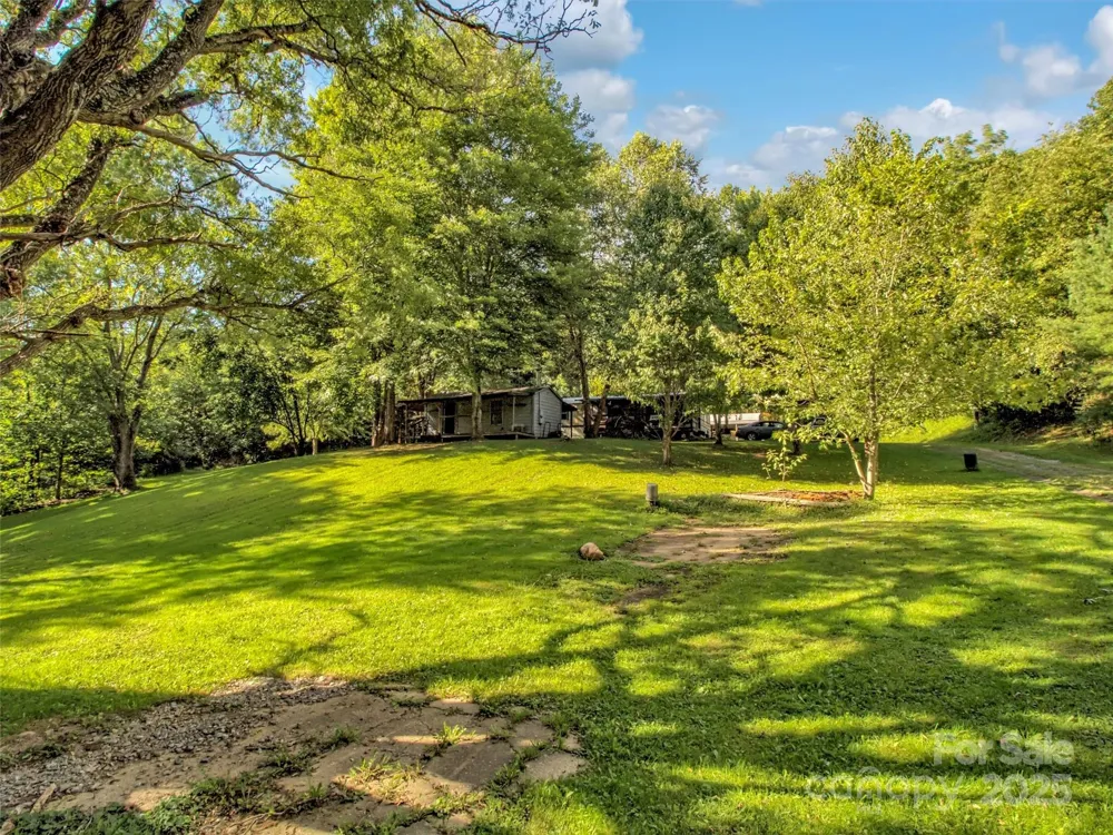 323 Jody Cove Canton, NC 28716
