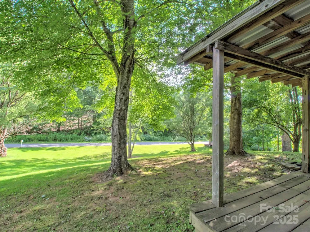 323 Jody Cove Canton, NC 28716