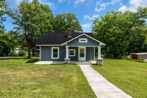104 Locust St