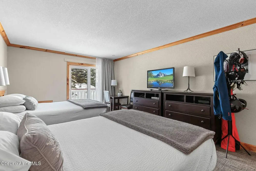 72 Great Escape Road #410/412 Sandpoint, ID 83864