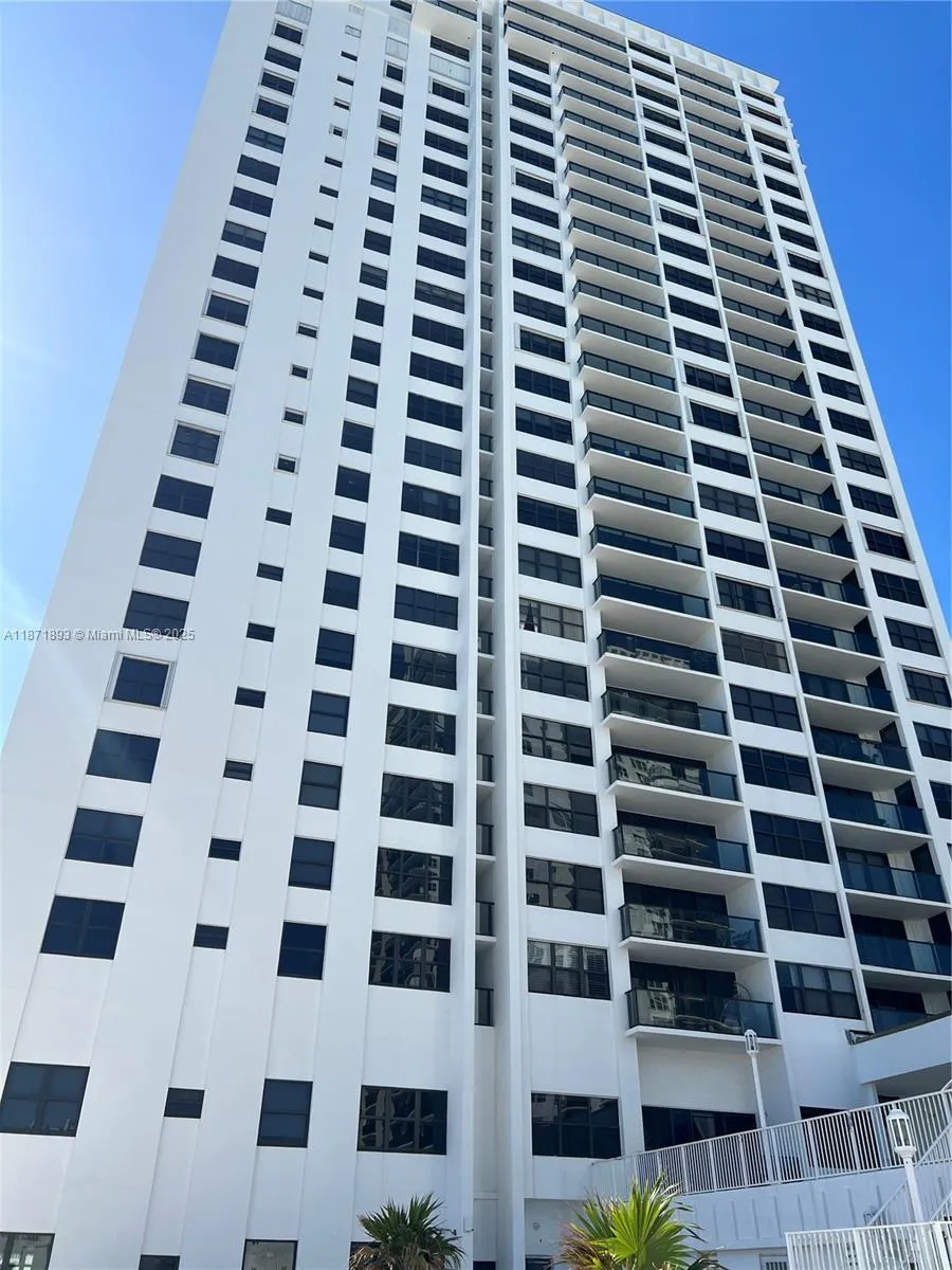 2301 S Ocean Dr #506 Hollywood, FL 33019