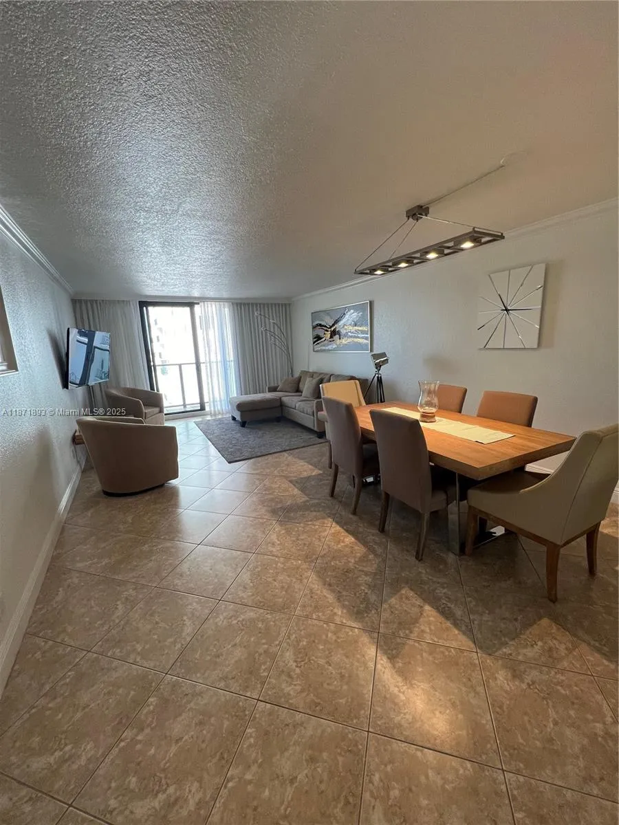 2301 S Ocean Dr #506 Hollywood, FL 33019