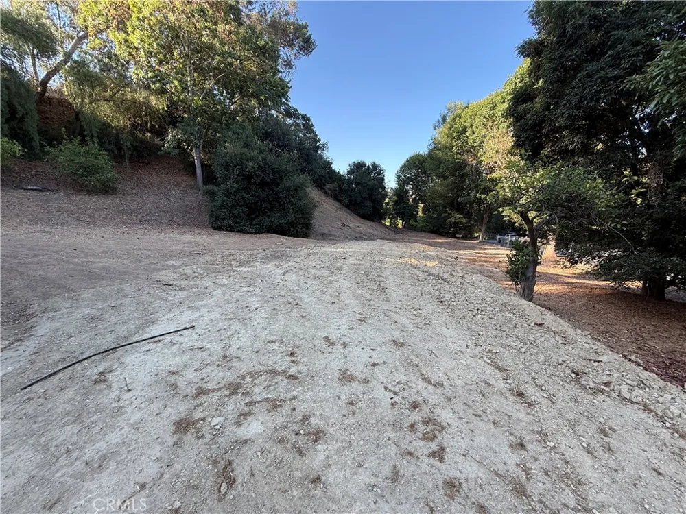2240 Valle Drive La Habra Heights, CA 90631