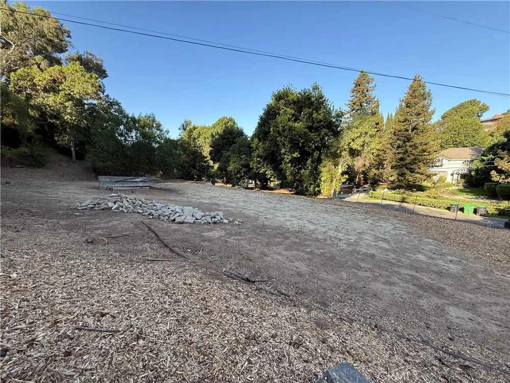 2240 Valle Drive La Habra Heights, CA 90631