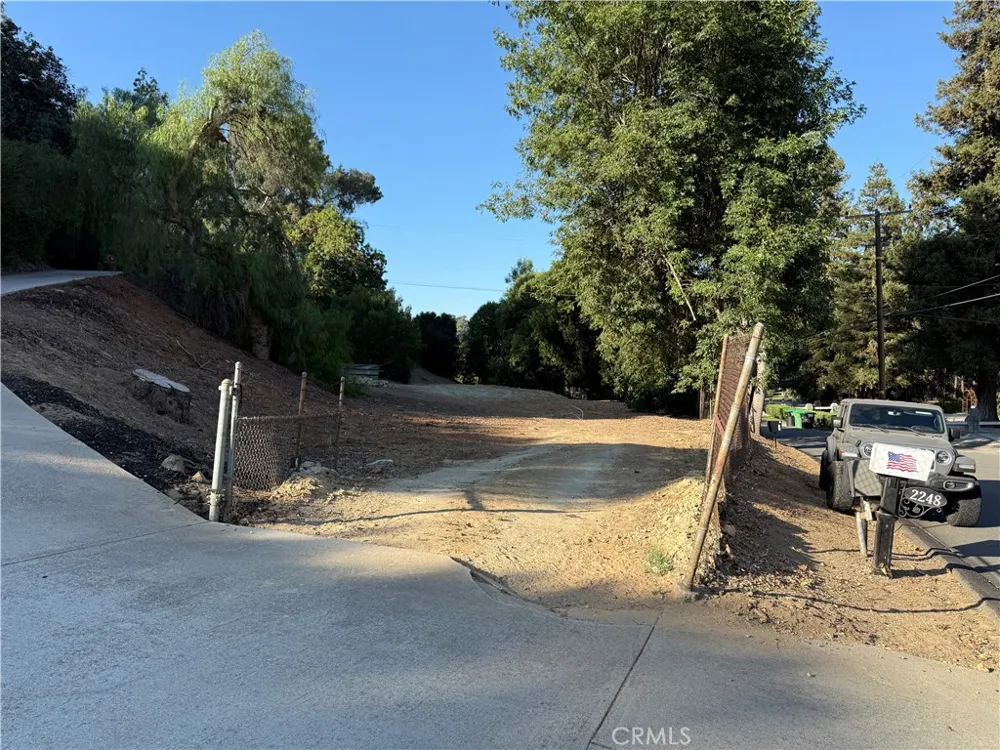 2240 Valle Drive La Habra Heights, CA 90631